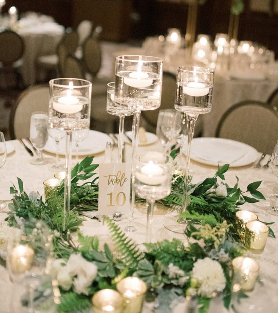 wedding florist design and wedding flower arrangements